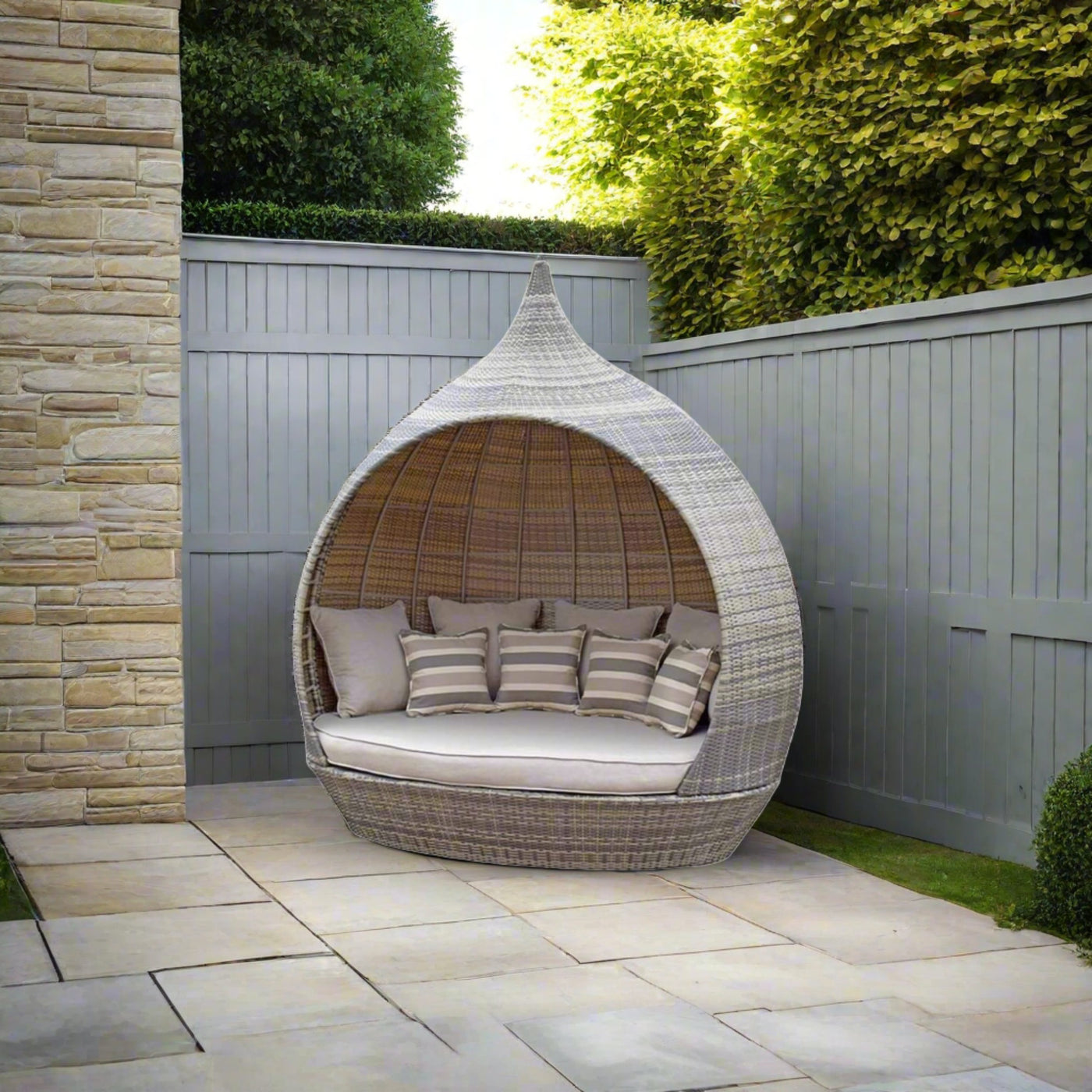 Belize Daybed Rattan Rattan Daybed with Cushions and Canopy Brown – Prestige Home Fires